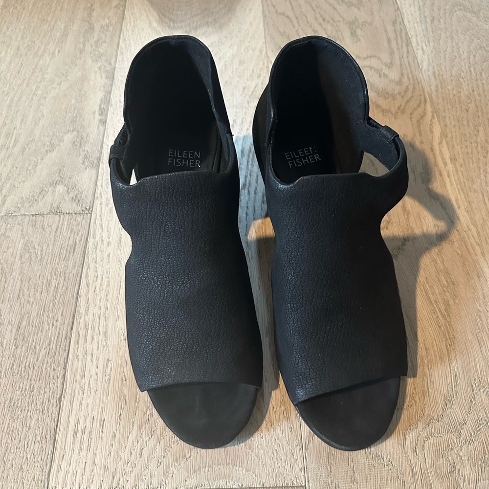 Eileen Fisher Iris Black Open-Toe Sandals 7